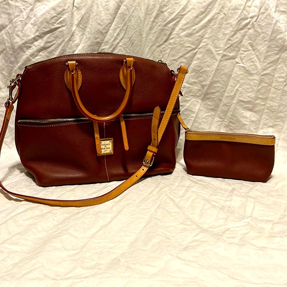 Dooney & Bourke Pebble Grain Hand Bag With Wallet